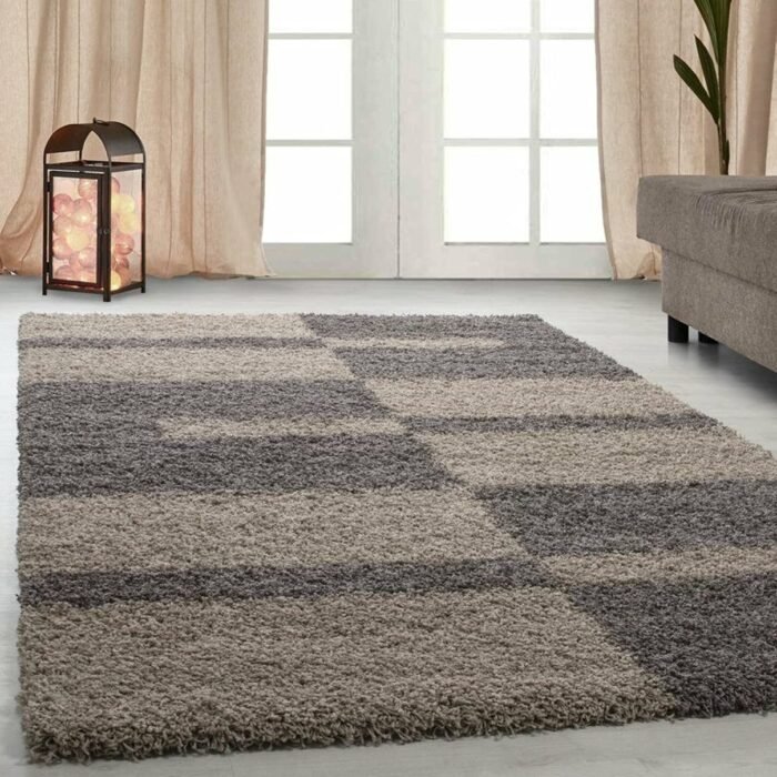 Carpet trends grey shaggy geometrical carpet